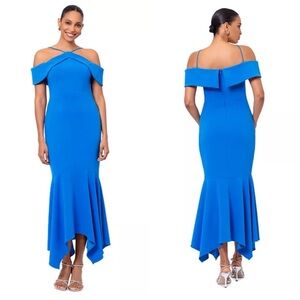 XSCAPE
Women's Halter Handkerchief-Hem Scuba Dress Size 16